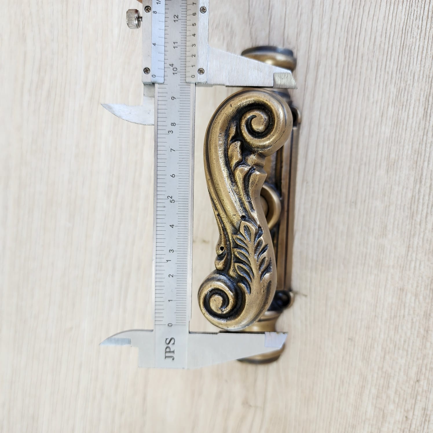 Order Only for Engraved Knob - 2 Set Cremones + Knuckels + 8 Rod 150cm Long in Polished Brass Finish - Image 8