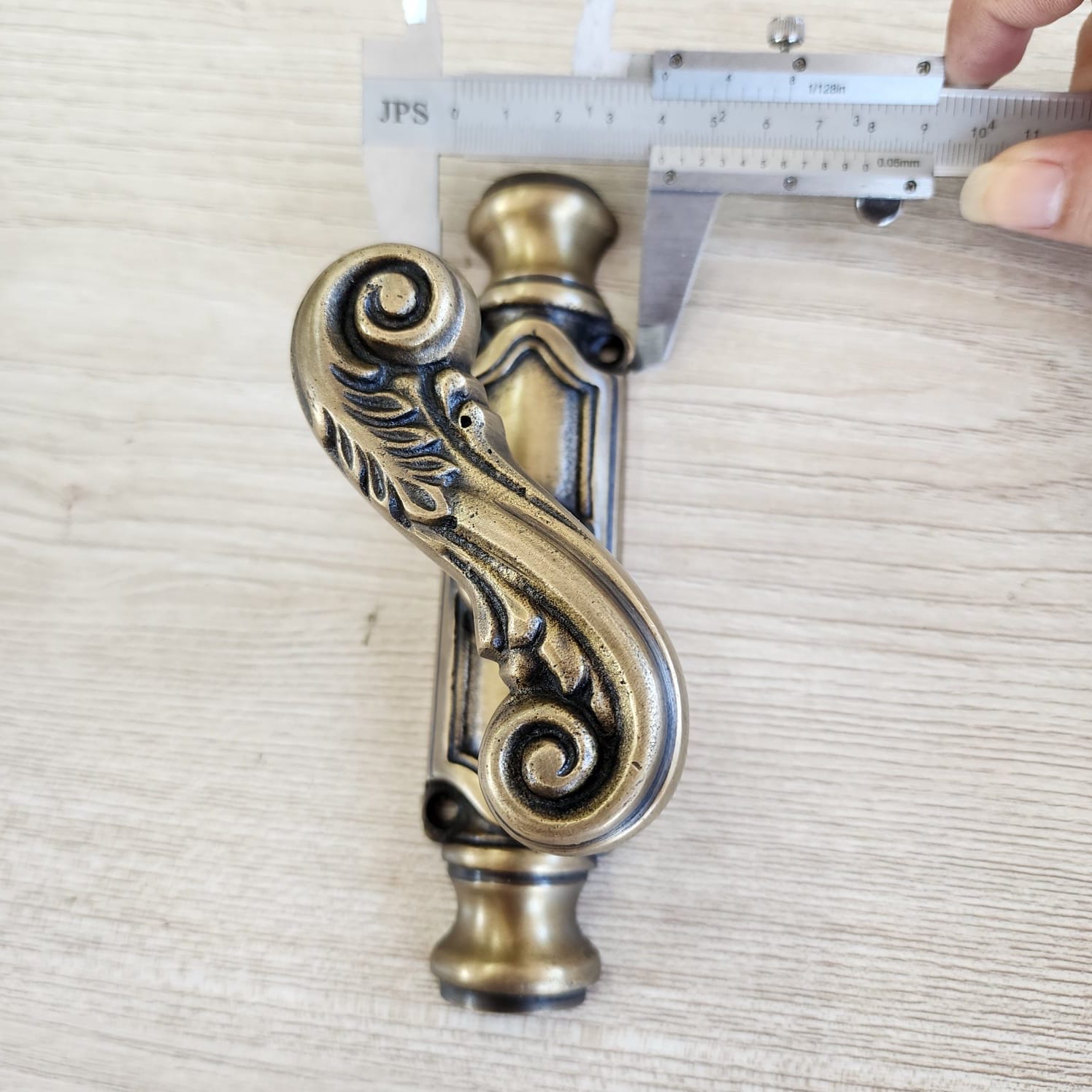 Order Only for Engraved Knob - 2 Set Cremones + Knuckels + 8 Rod 150cm Long in Polished Brass Finish - Image 11